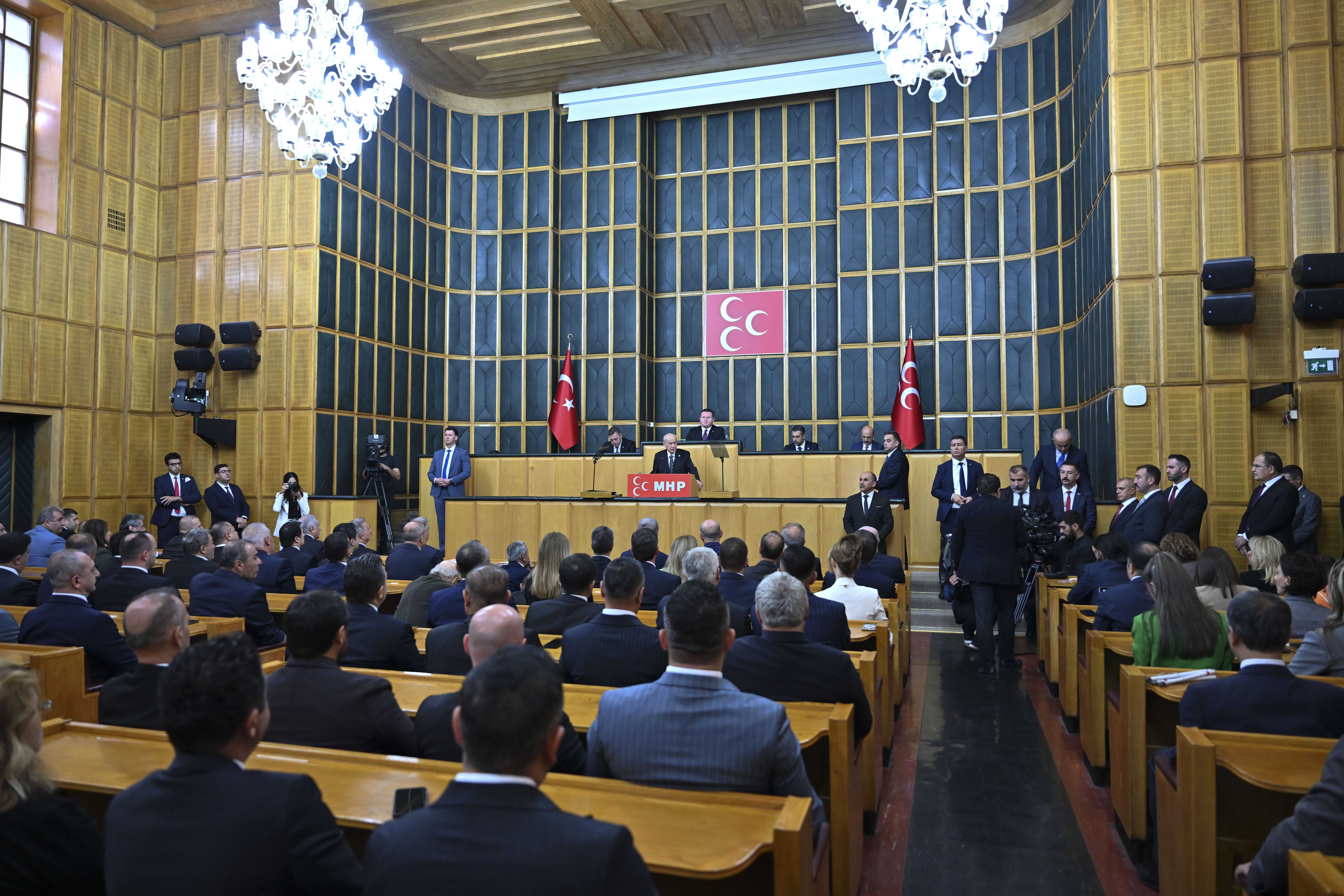Bahçeli'den Emekli Açıklaması:" Boynumuzun Borcudur!" 3 AA 20231003 32299412 32299410 MHP TBMM GRUP TOPLANTISI
