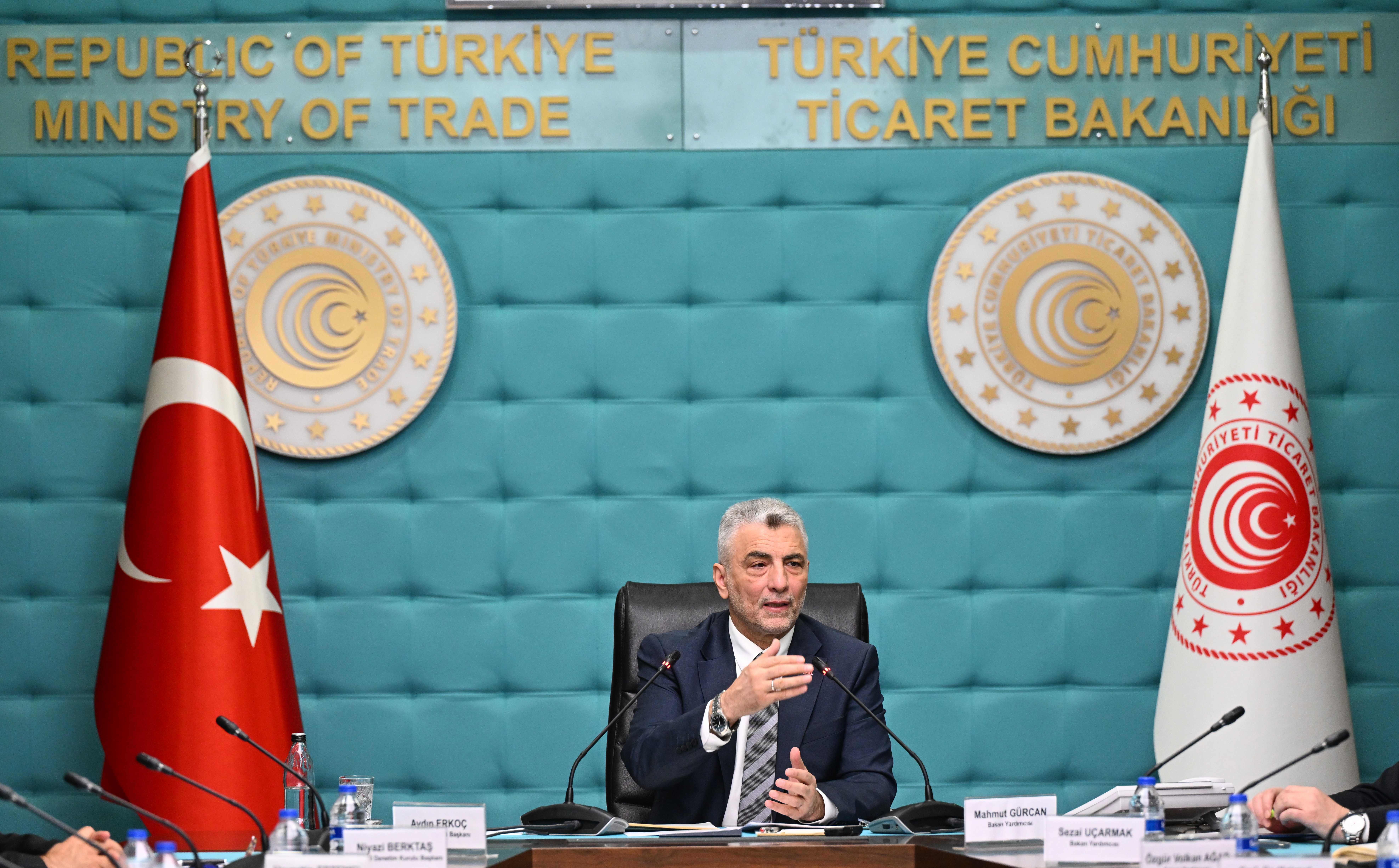 Cumhuriyet'in 100. Yılına Özel Dev İndirim Kampanyası Başlatıldı! 2 AA 20231005 32317741 32317735 TICARET BAKANI BOLAT MASFED TEMSILCILERINI KABUL ETTI