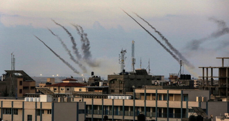 Hamas’tan İsrail’le “Aksa Tufanı” Operasyonu