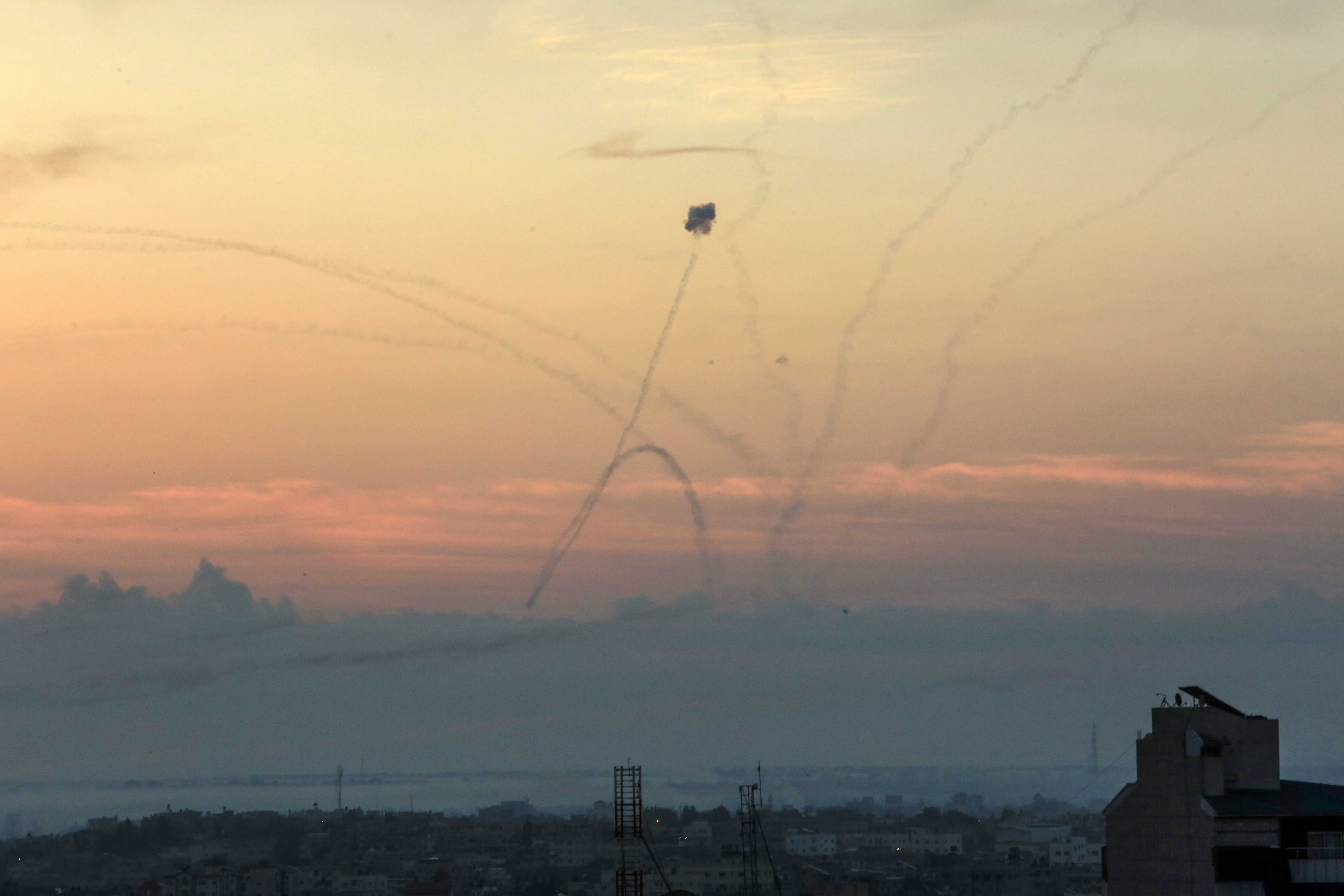 Hamas'tan İsrail'le "Aksa Tufanı" Operasyonu 9 AA 20231007 32330751 32330742 ABLUKA ALTINDAKI GAZZEDEN ISRAILE ROKETLER FIRLATILDI