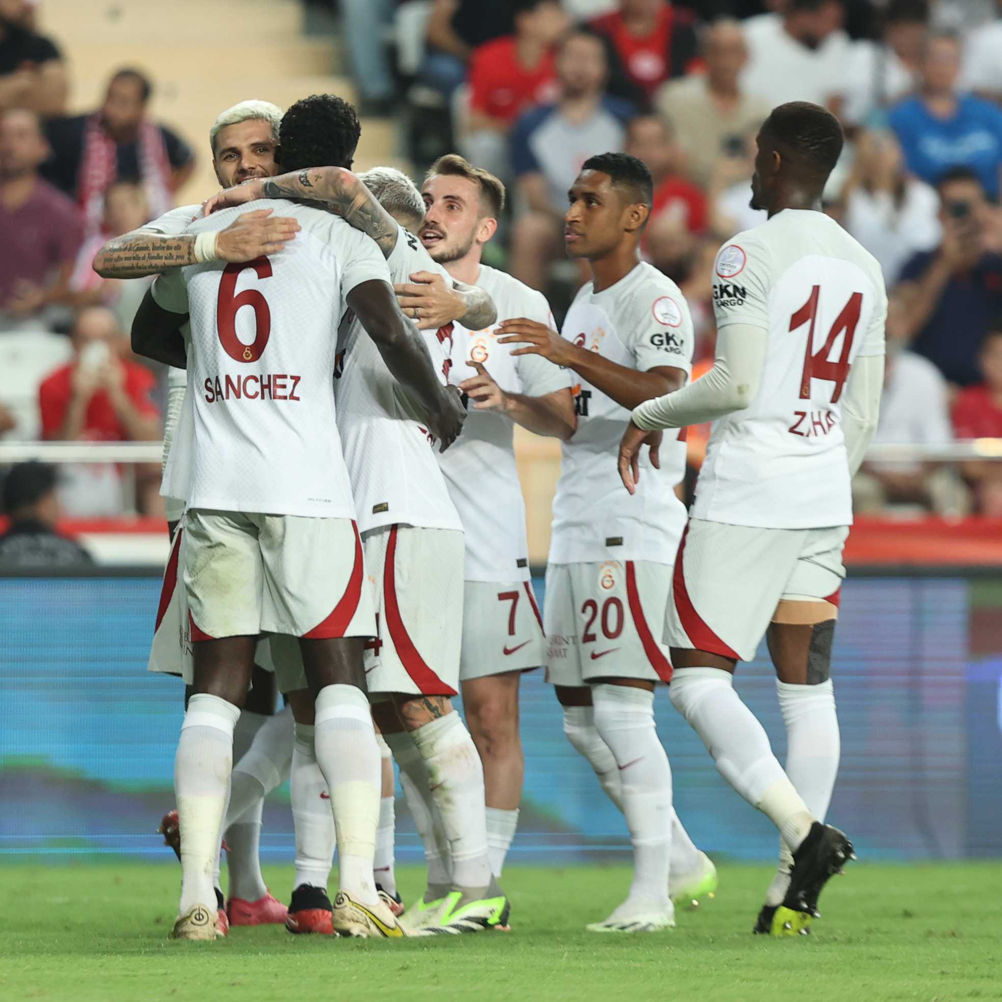 Galatasaray'da Icardi Fırtınası! Son Kurbanı Antalya Oldu 2 AA 20231007 32338065 32338061 BITEXEN ANTALYASPOR GALATASARAY