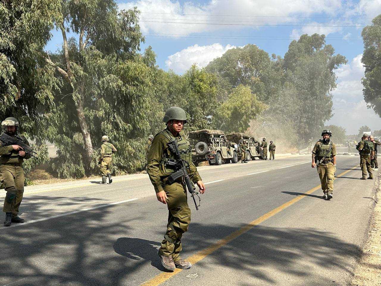 Putin'den İsrail'in Gazze Operasyonuna Uyarı: Ciddi Sonuçları Olacak 5 AA 20231013 32389488 32389479 ISRAIL GAZZE SINIRINA TANK VE ZIRHLI ARAC SEVKIYATINI ARTIRDI
