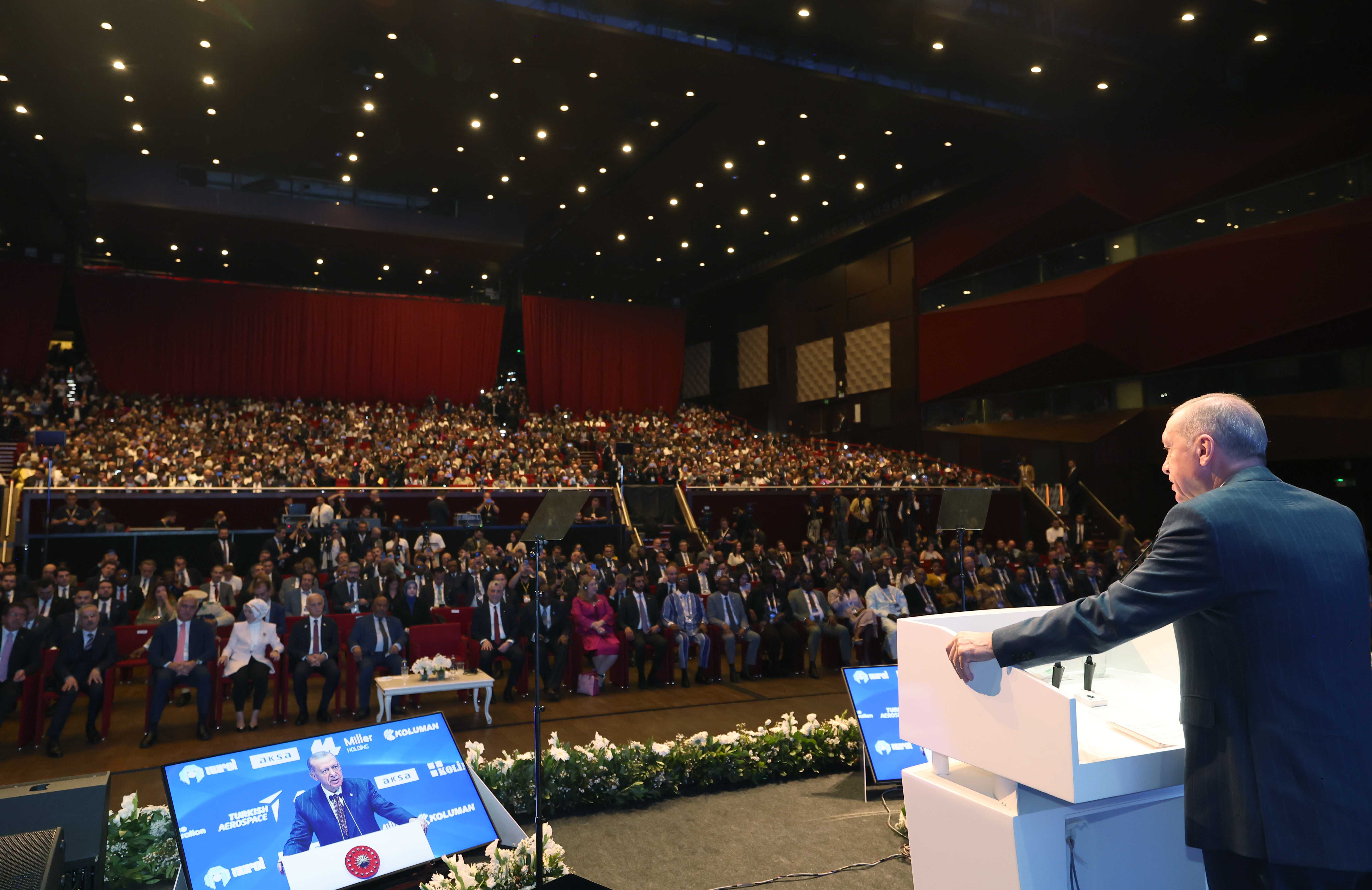 Erdoğan'dan Blinken'a Sert Tepki: "İsrail İzin Vermeli" 1 AA 20231013 32393900 32393893 TURKIYEAFRIKA 4 IS VE EKONOMI FORUMU KAPANIS TORENI 1