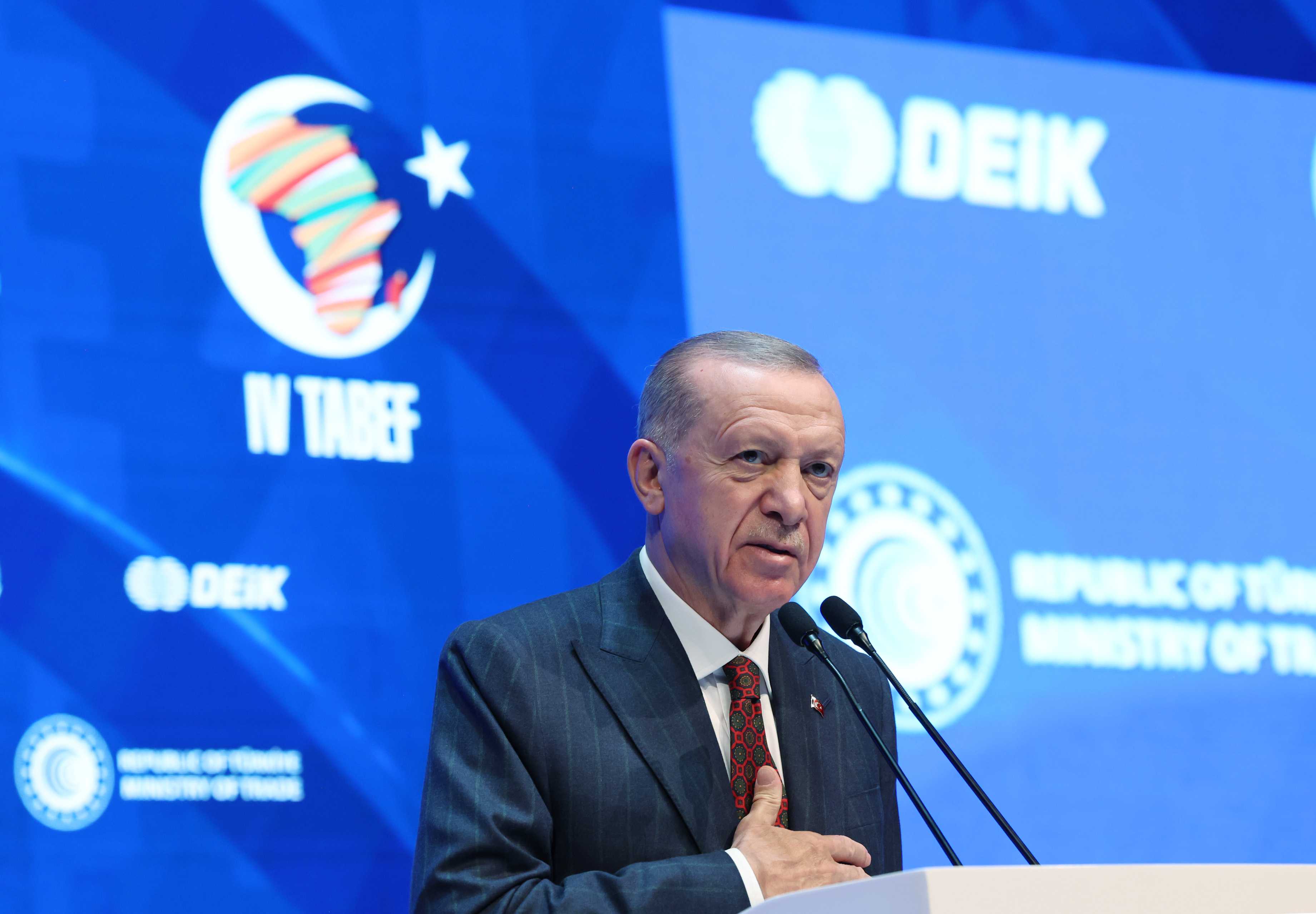 Erdoğan'dan Blinken'a Sert Tepki: "İsrail İzin Vermeli" 3 AA 20231013 32393900 32393896 TURKIYEAFRIKA 4 IS VE EKONOMI FORUMU KAPANIS TORENI 1