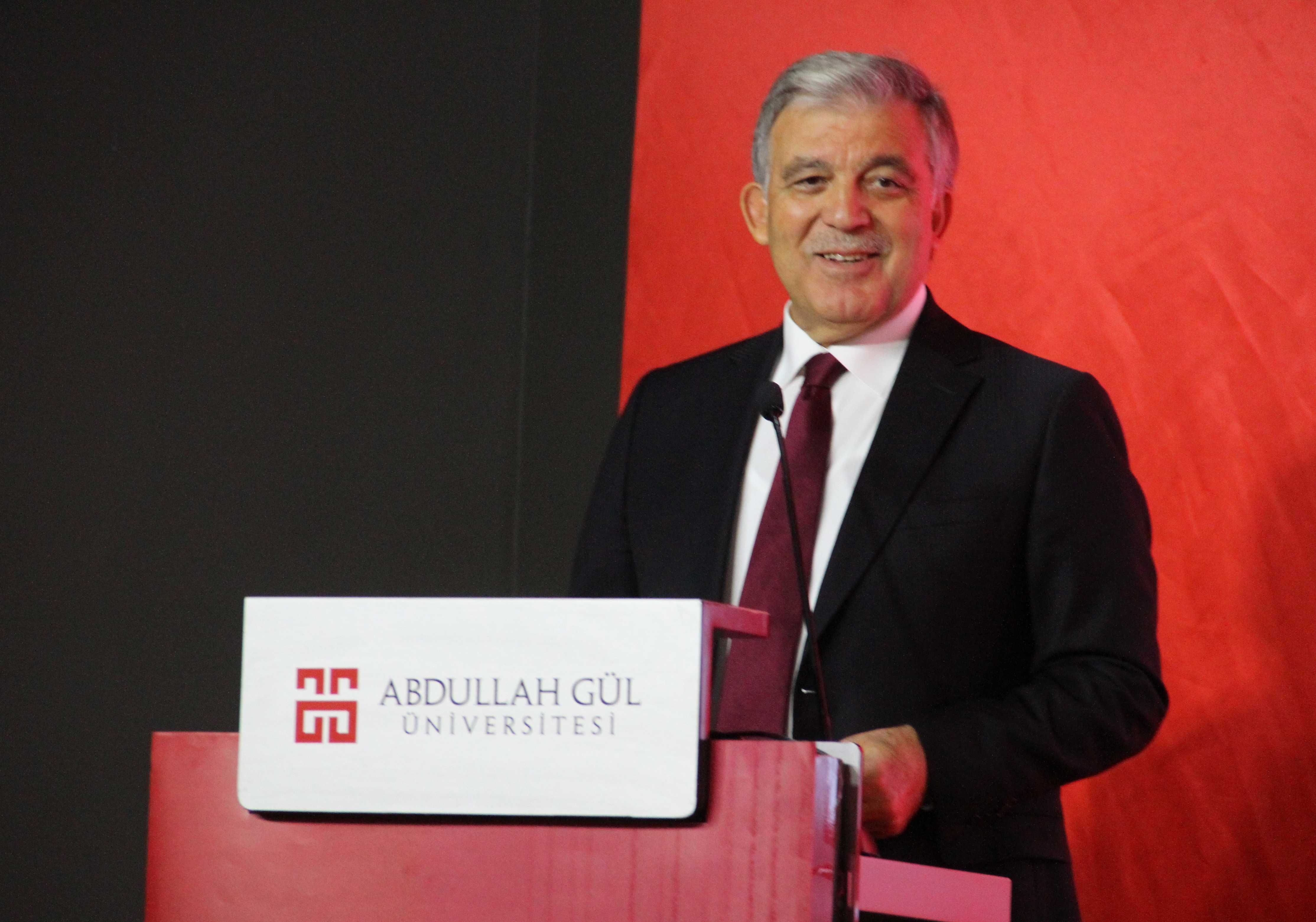 Abdullah Gül'den Filistin-İsrail Çatışmasına Sert Tepki: 'İkiyüzlülük... 2 AA 20231014 32401975 32401971 11 CUMHURBASKANI ABDULLAH GUL ISRAILFILISTIN CATISMASINI DEGERLENDIRDI