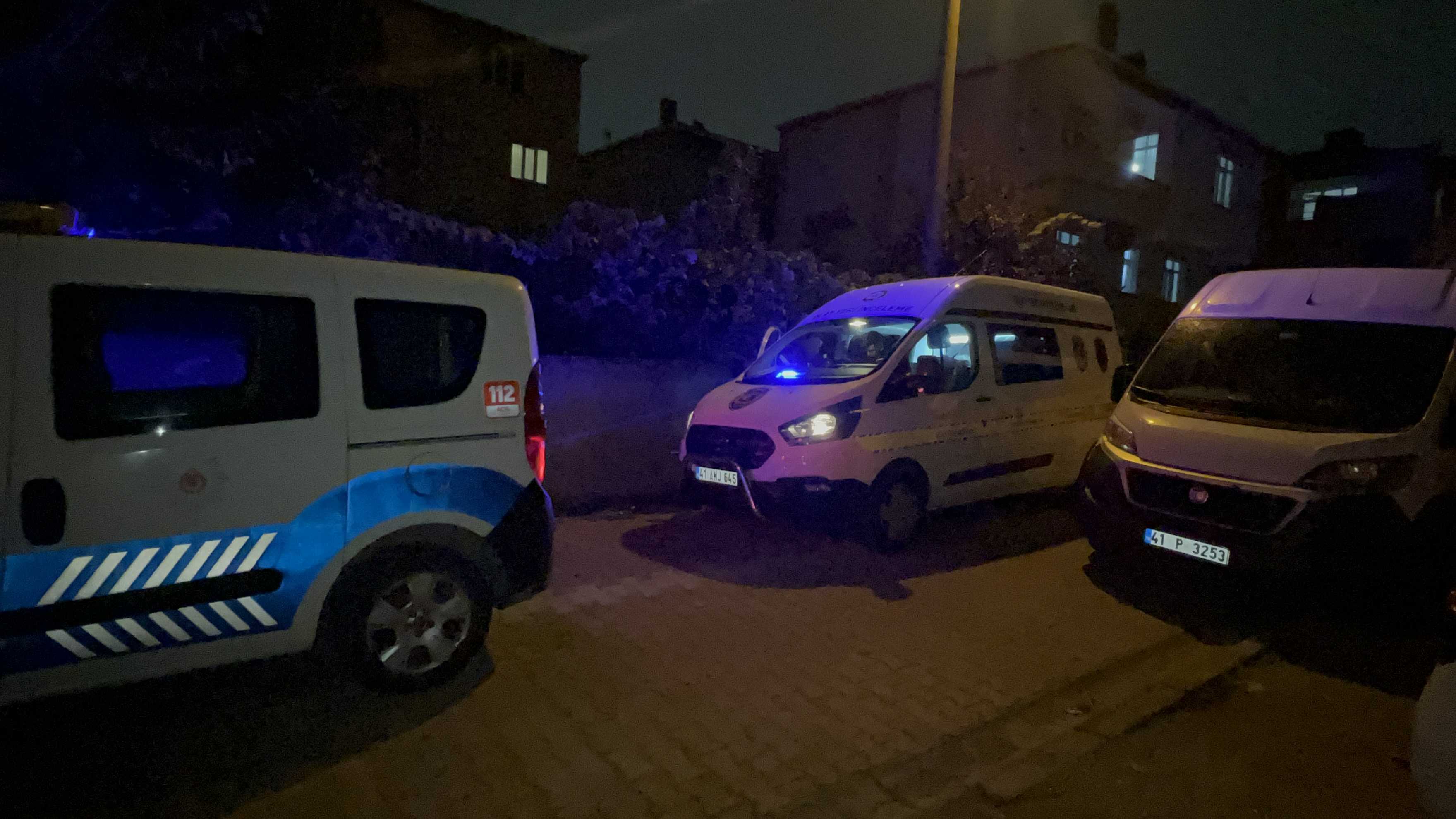 Kocaeli'de Silahlı Kavgada Bir Kişi Yaralandı 1 AA 20231016 32425335 32425334 KOCAELIDE SILAHLI KAVGADA 1 KISI YARALANDI