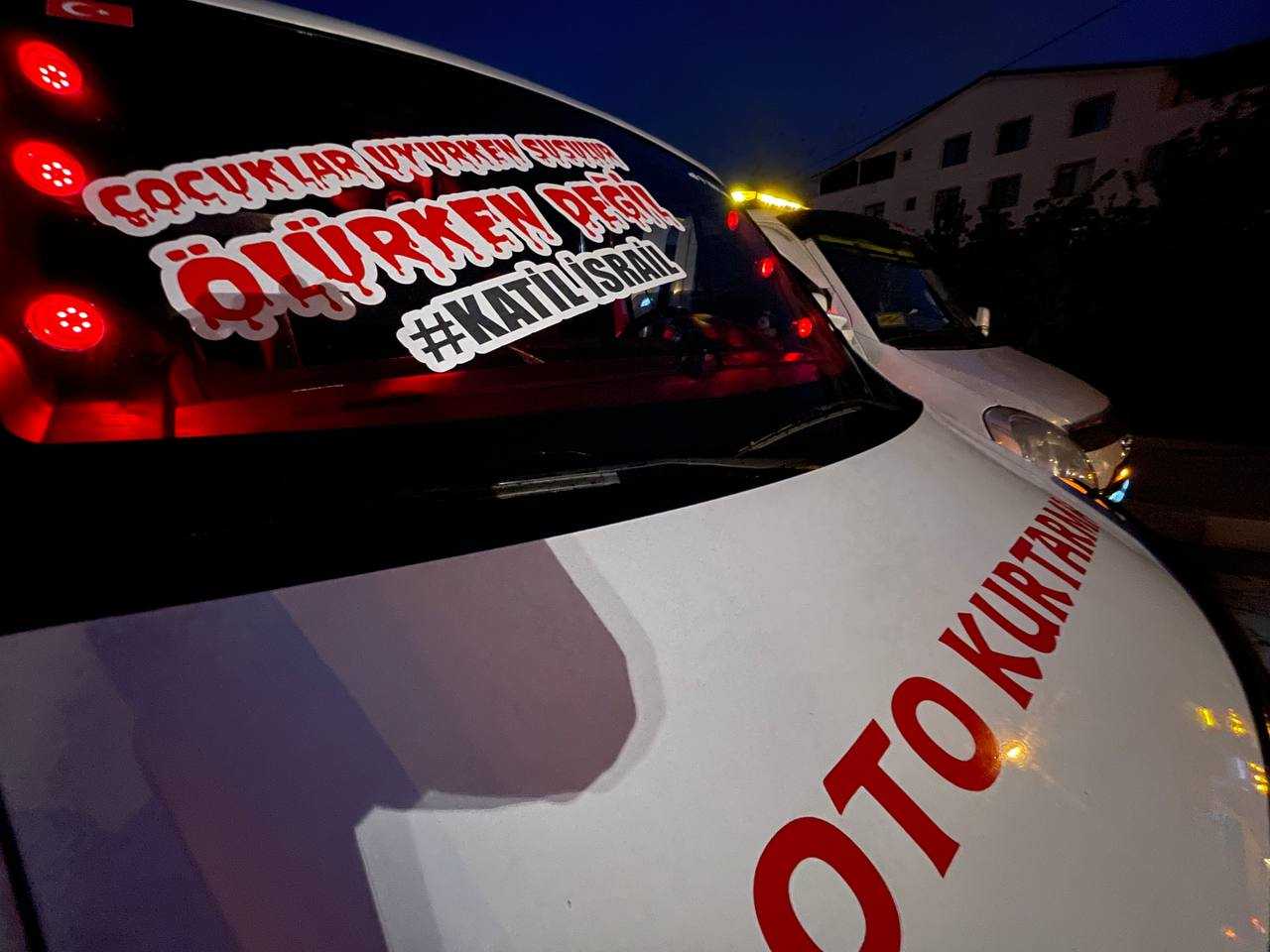 Düzce'nin Çekici Konvoyundan İsrail Protestosu! 4 AA 20231018 32447271 32447270 DUZCEDE CEKICI SURUCULERI SEHIR TURU YAPARAK ISRAILI PROTESTO ETTI