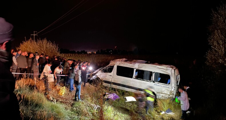 Kahramanmaraş’ta Minibüs Şarampole Devrildi! 1 Ölü 10 Yaralı