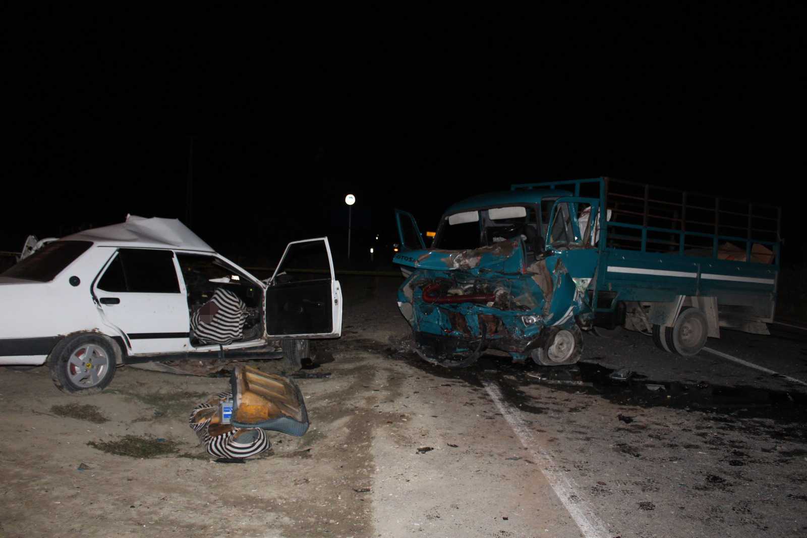 Sakarya'da Korkunç Kaza: Baba ve Oğul Hayatını Kaybetti! 2 AA 20231019 32459286 32459283 SAKARYADA TRAFIK KAZASINDA BABA VE OGLU OLDU 3 KISI YARALANDI