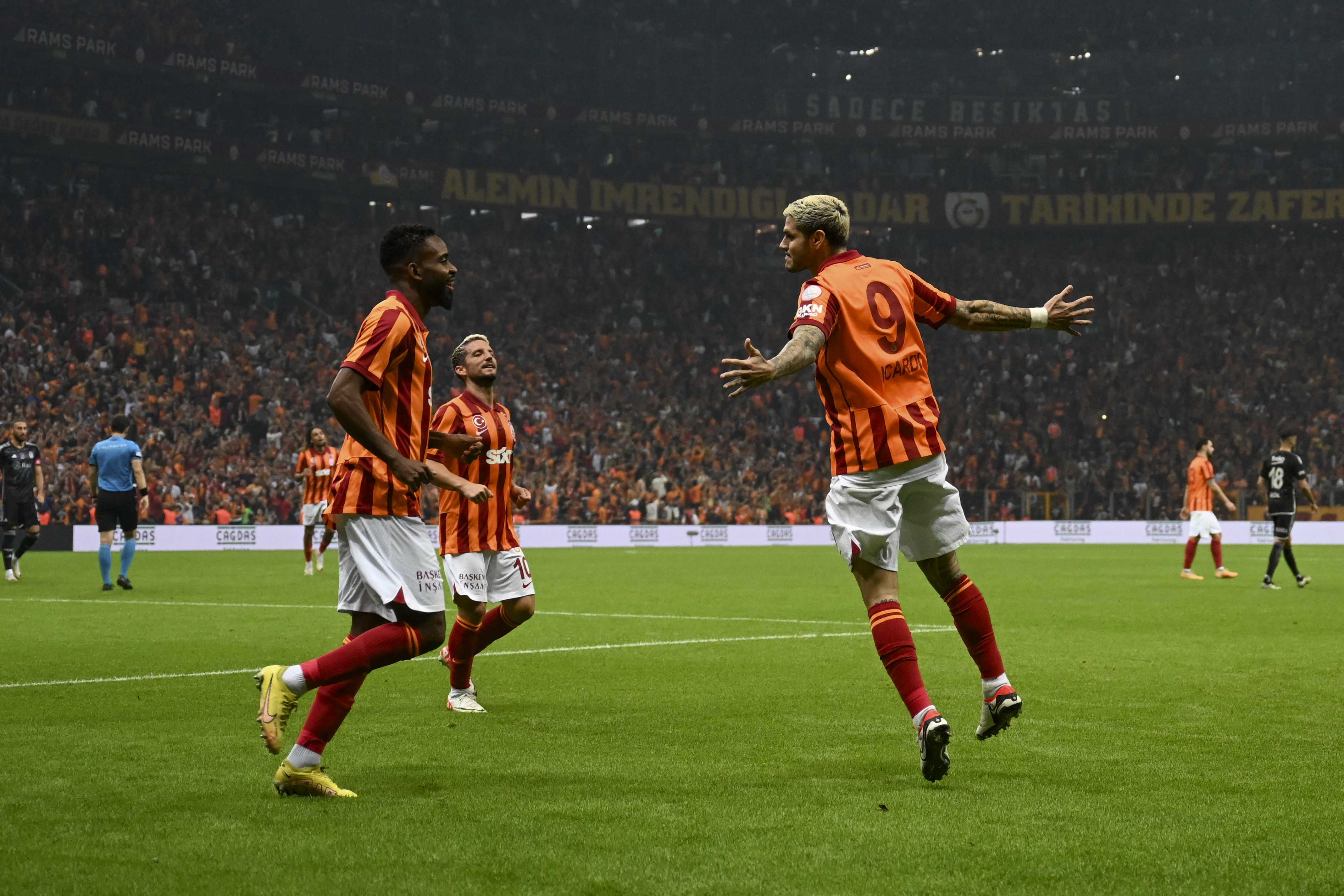 Mauro Icardi İğneyle Sahada Olacak mı? İşte Son Durum! 2 AA 20231021 32477833 32477830 GALATASARAY BESIKTAS