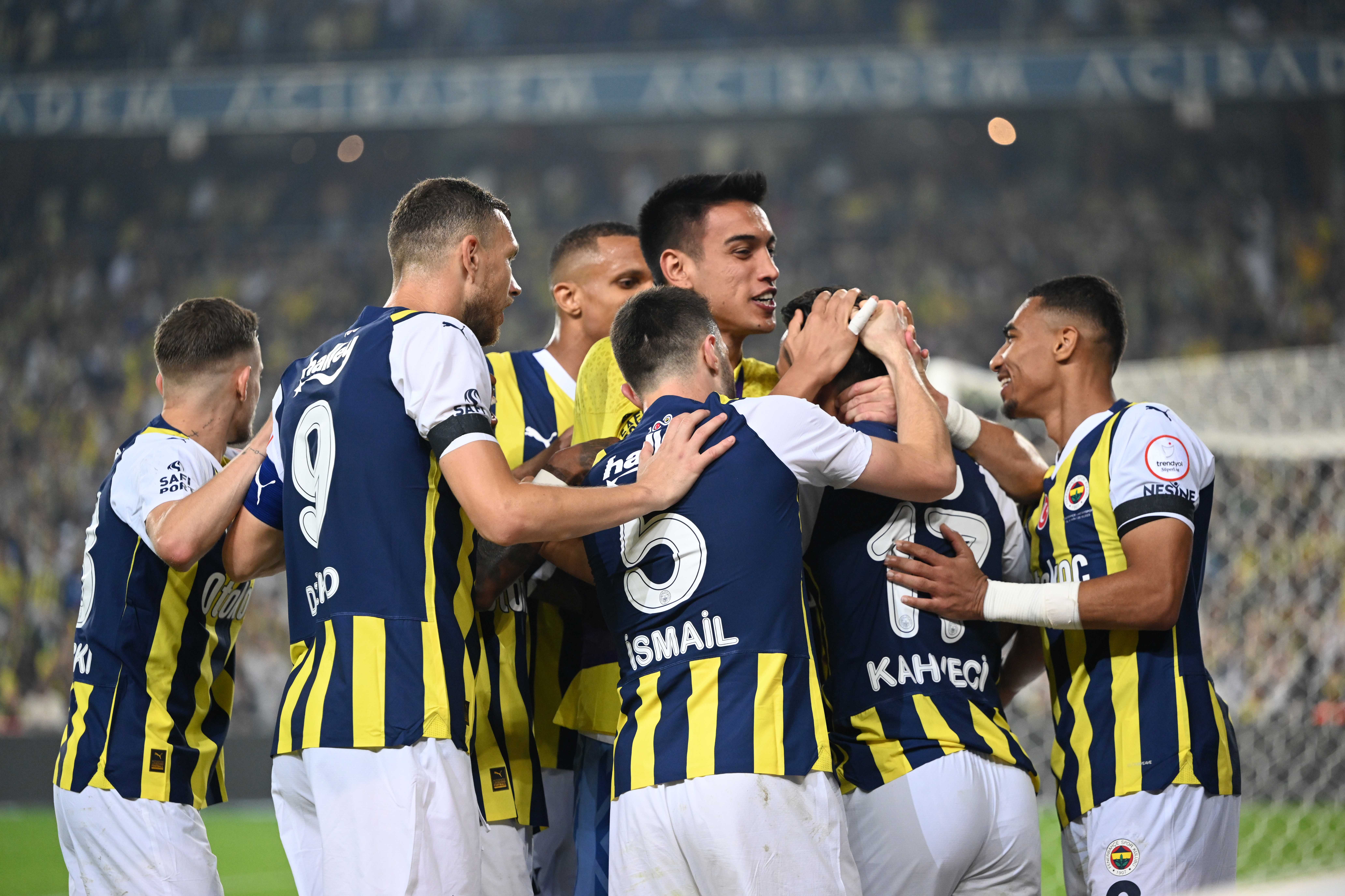 Fenerbahçe Tarihi Bir Başlangıca İmza Attı! 5 AA 20231022 32487354 32487351 FENERBAHCE ATAKAS HATAYSPOR