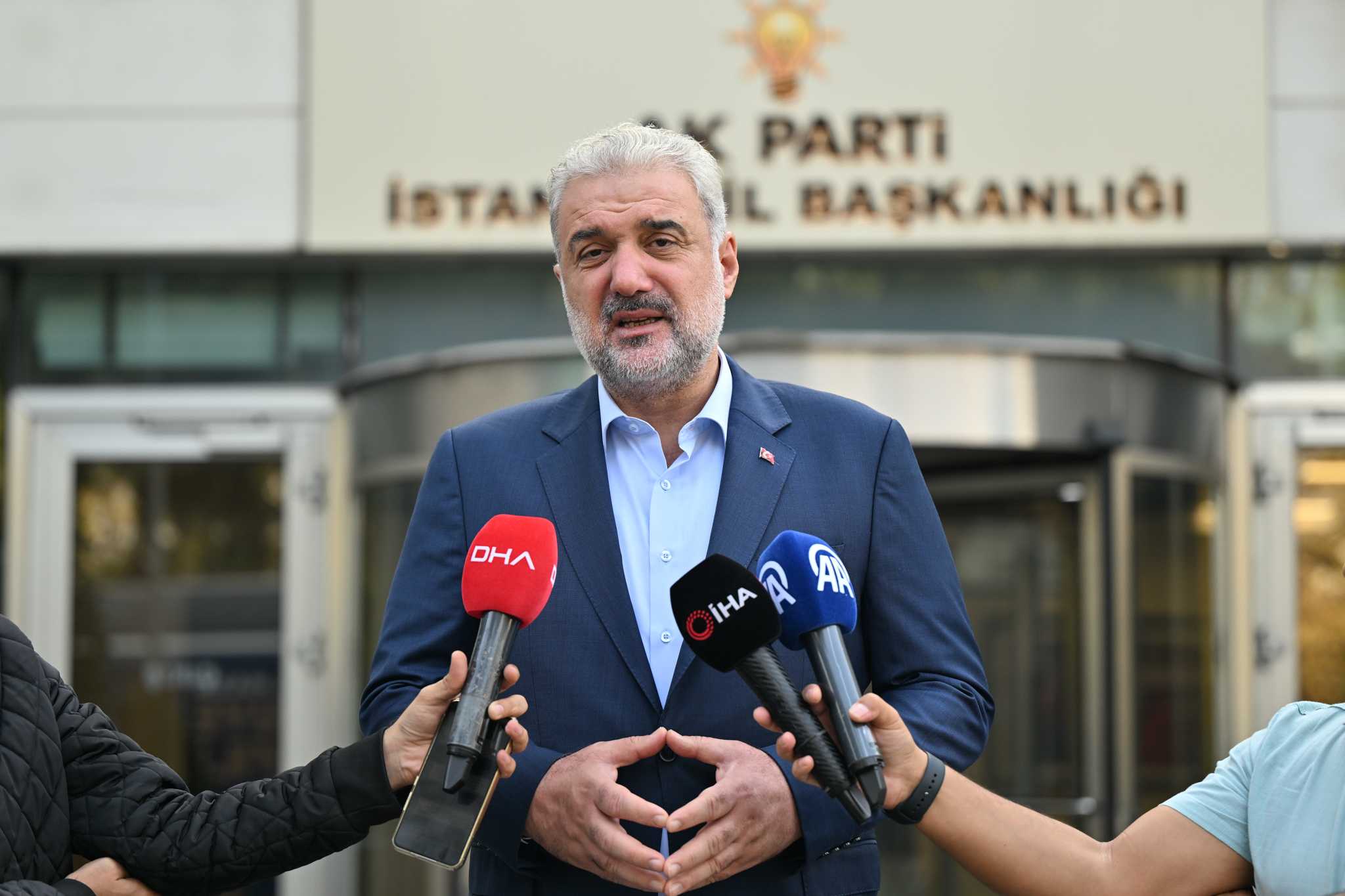 "Büyük Filistin Mitingi"ne Tüm İstanbullular Davet Edildi 2 AA 20231024 32501426 32501423 AK PARTI ISTANBUL IL BASKANI OSMAN NURI KABAKTEPEDEN BUYUK FILISTIN MITINGINE CAGRI