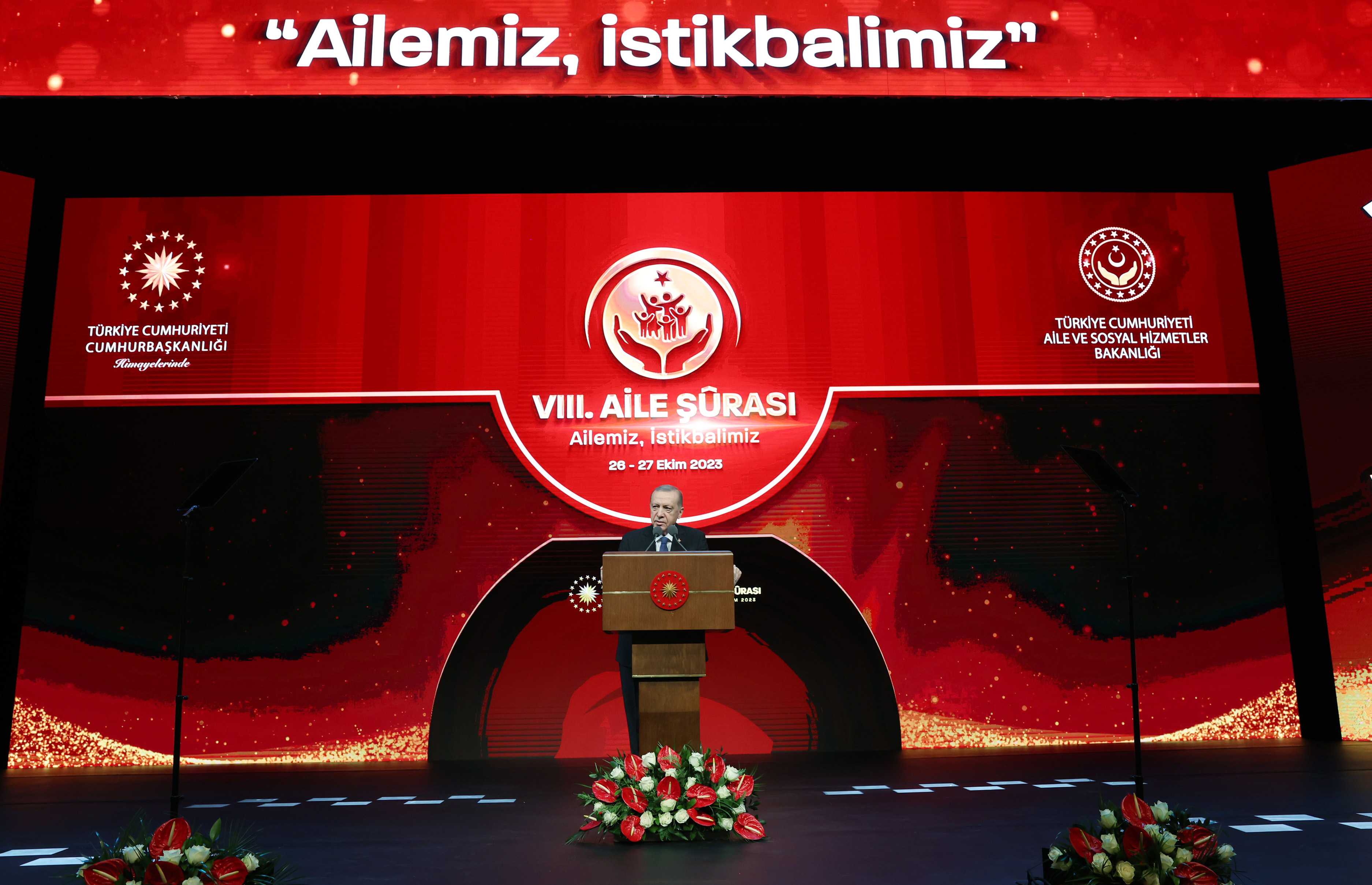 Erdoğan'dan Batı'ya Gazze Tepkisi: "Daha Kaç Çocuk Ölmeli?" 3 AA 20231026 32525564 32525562 CUMHURBASKANI ERDOGAN 8 AILE SURASINA KATILDI