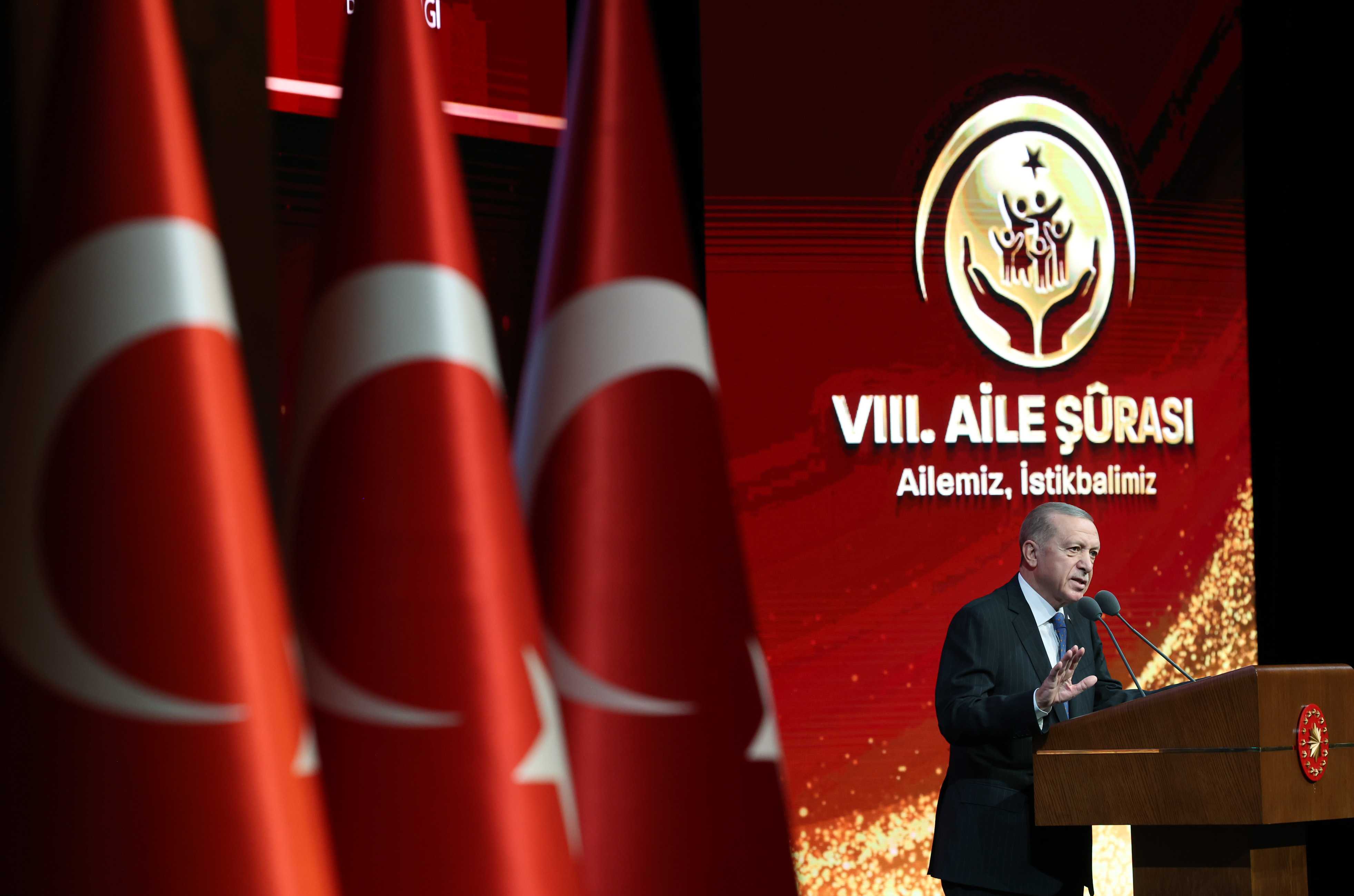 Erdoğan'dan Batı'ya Gazze Tepkisi: "Daha Kaç Çocuk Ölmeli?" 2 AA 20231026 32525745 32525743 CUMHURBASKANI ERDOGAN 8 AILE SURASINA KATILDI