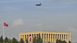 SOLOTÜRK’ten Anıtkabir’de Gösteri Uçuşu