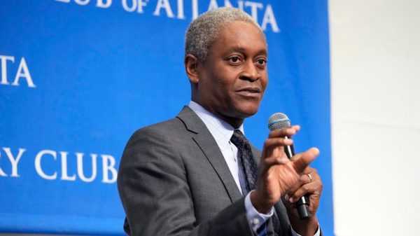 Fed/Bostic: Faizlerin “Uzun Bir Süre” Yüksek Kalması Gerektiğine İşaret!