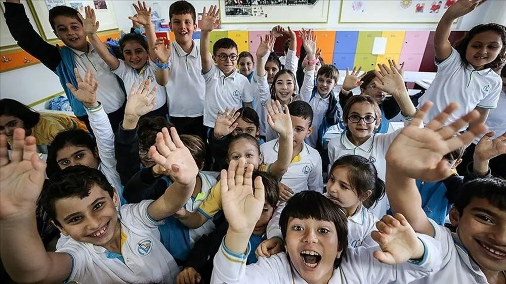 Ara Tatil Kalkıyor mu? Bakan Açıkladı! 1 ECNlSyd8hUOOGb4ufMG7Kg