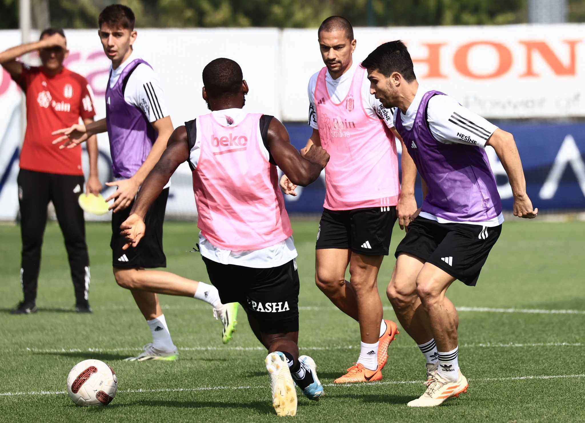 Beşiktaş'ta Burak Yılmaz Kararı! Teknik Direktör İçin 4 Aday 3 F7v 4YIW0AA 38f