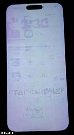 iPhone 15 Pro Max'te 14.600 TL'lik Ekran Yanığı Sorunu! 3 HFHEc 1697533269 3077 w306 h553