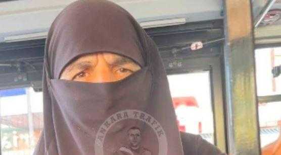Ankara'da Tuhaf Olay: Kadın Kılığında Erkek, Şoförün Dikkatiyle Yakalandı! 1 ankarada bu da oldu kadin kiligina girip annesinin otobus kartini kullandi 1 qjRrfUWC