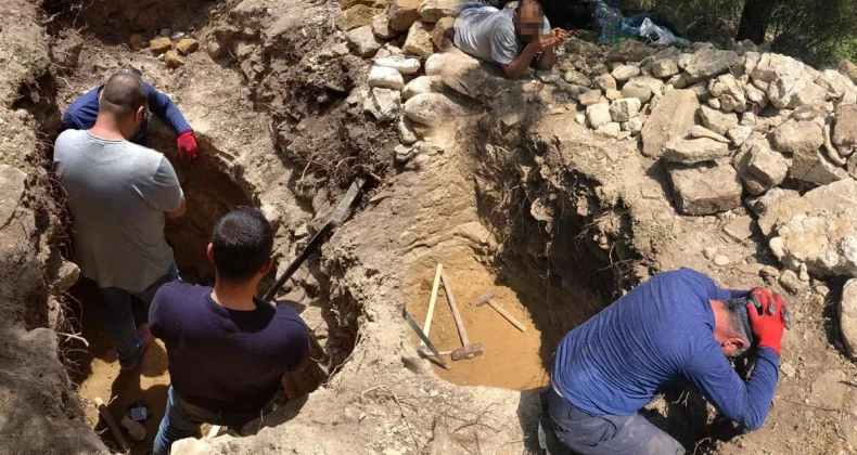 Bursa’da Definecileri Fotokapan Yakaladı!