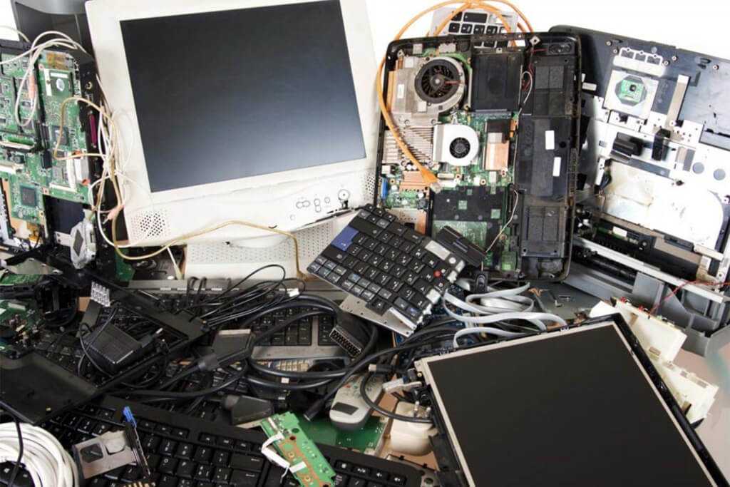 Dünya'da Her Yıl Rekor Miktarda e-Atık Çöpe Gidiyor! 3 elektronik atik alan firmalar
