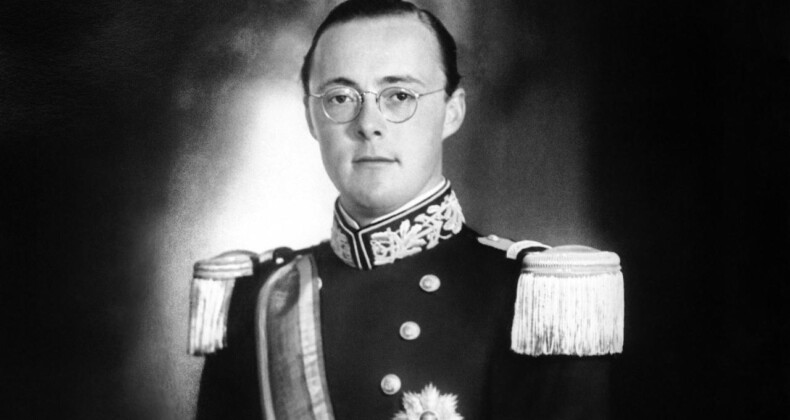 Eski Hollanda Prensi’nin Nazi Partisi Üyelik Kartı Bulundu