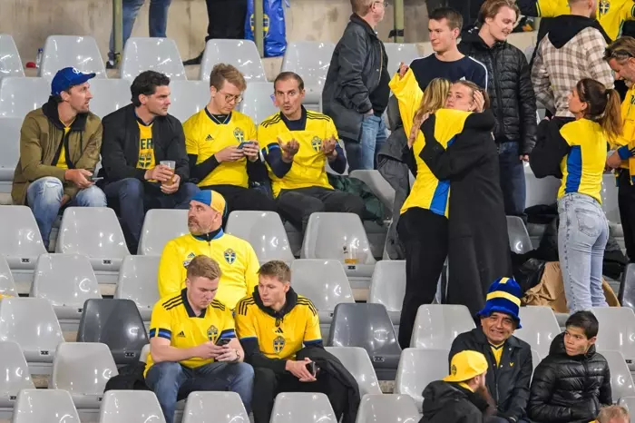 Brüksel'de Silahlı Saldırı: İsveçli Futbol Taraftarları Hayatını Kaybetti, Maç İptal! 3 f8lkhnmwsaawpif 1610202328abbdd1