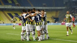 İngiliz Ekibi Teklif Hazırlıyor! Fenerbahçeli Yıldızı İsteyecekler