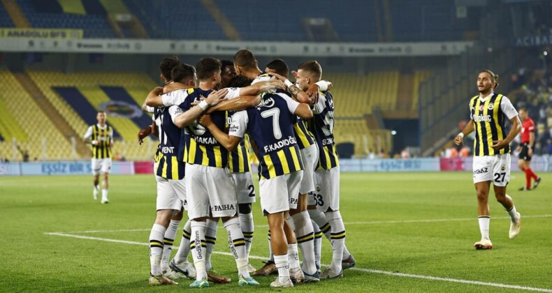 İngiliz Ekibi Teklif Hazırlıyor! Fenerbahçeli Yıldızı İsteyecekler
