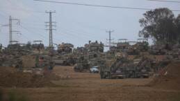 Gazze’ye Kara Harekatı İçin Yoğun Bombardımana Başladı