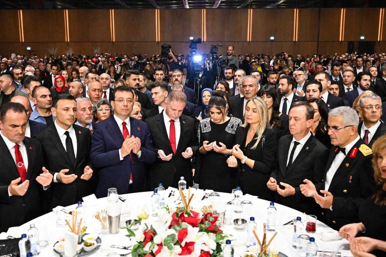 İstanbul Valiliğinde 100. Yıl Programı! Ekrem İmamoğlu da Katıldı 1 istanbul valiliginde 100 yil programi ekrem imamoglu da katildi 1 aDO8Y6RS