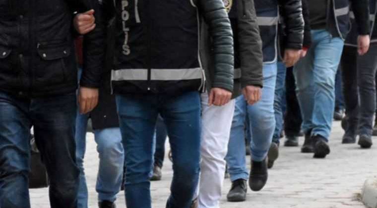 İzmir’de FETÖ Operasyonu: 16 Kişi Tutuklandı