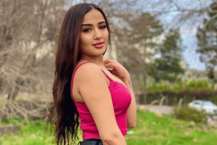 melek azad ne is yapiyor melek azad kimdir boyu kilosu kac kac yasinda 1697632765 287