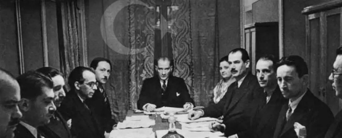 "Efendiler, Yarın Cumhuriyet'i İlan Edeceğiz!" 3 pnBdZ 1698492723 1127.jpg