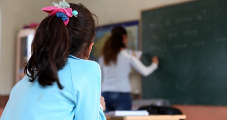 MEB Öğretmenlerine Ek Ders Ücretlerinde Yüzde 25 Zam!