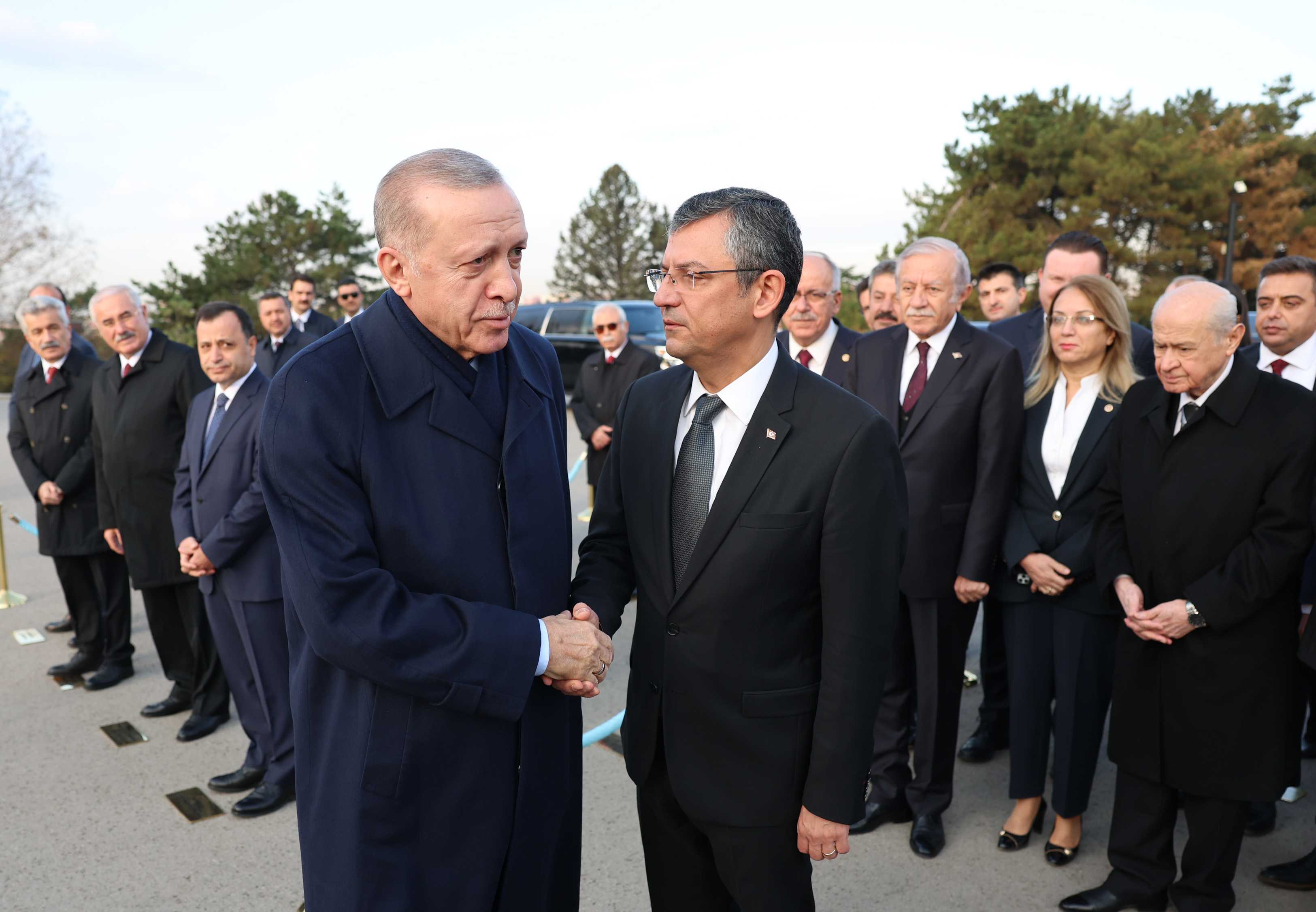 AA 20231110 32780691 32780690 BUYUK ONDER ATATURK ICIN ANITKABIRDE DEVLET TORENI DUZENLENDI