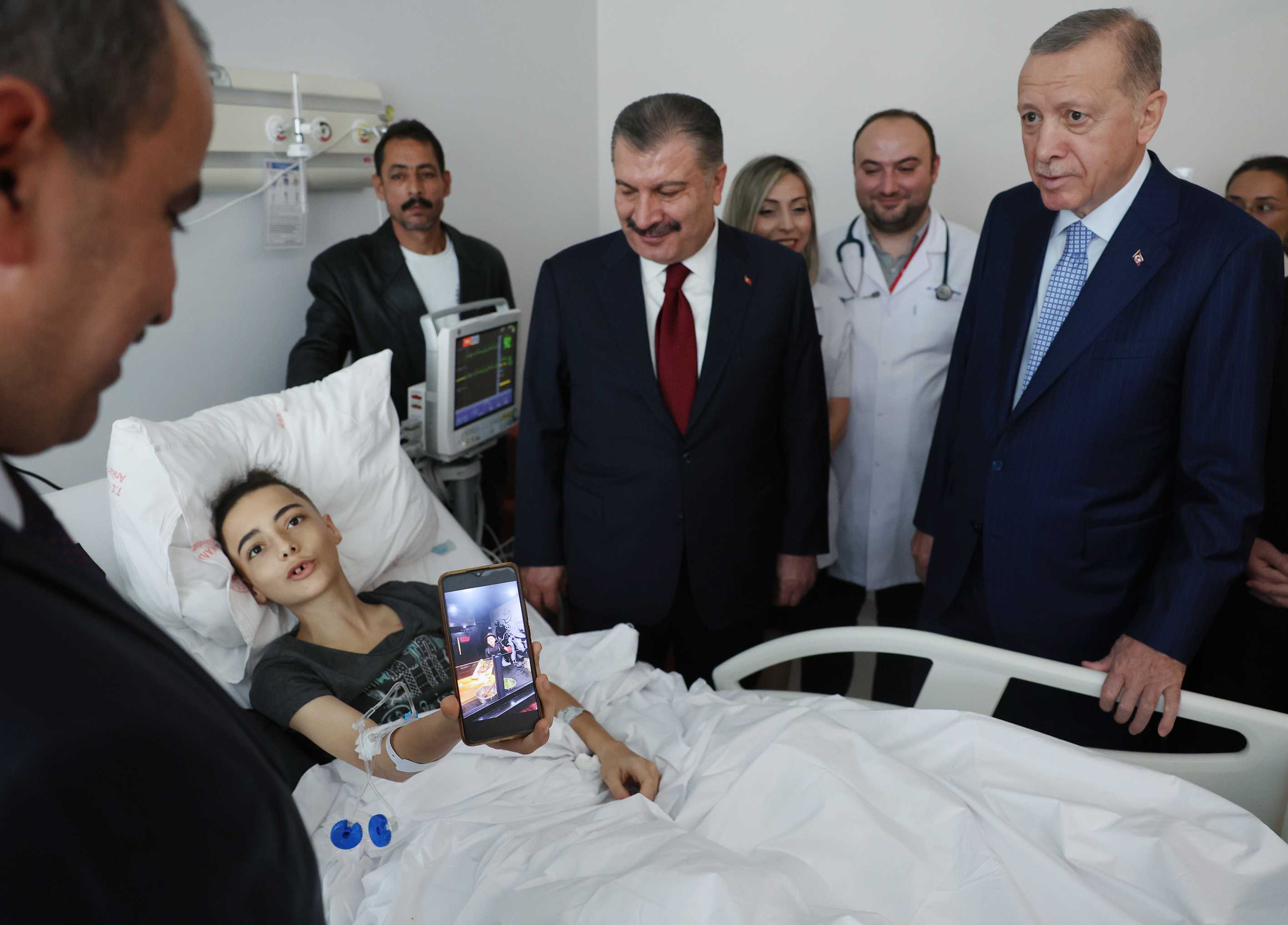 Gazze'den Gelen Kanser Hastalarına Türkiye Şefkati 4 AA 20231116 32916096 32916091 CUMHURBASKANI ERDOGAN GAZZEDEN GETIRILEN HASTALARI ZIYARET ETTI