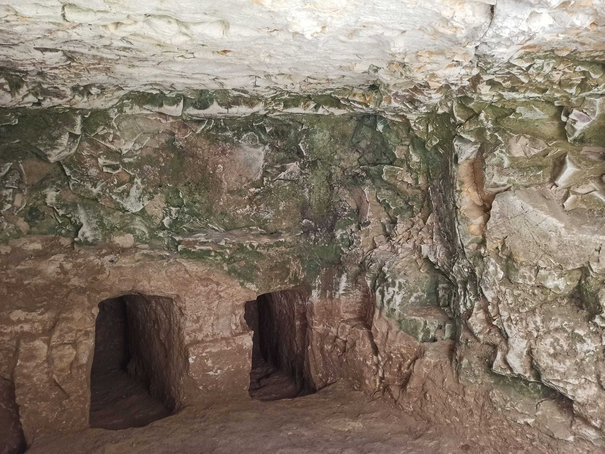 Adıyaman'da 1900 Yıllık Roma Dönemi Oda Mezarı Keşfedildi 1 AA 20231120 32973790 32973788 ADIYAMANDA KACAK KAZILARDA 1900 YILLIK ODA MEZARI BULUNDU