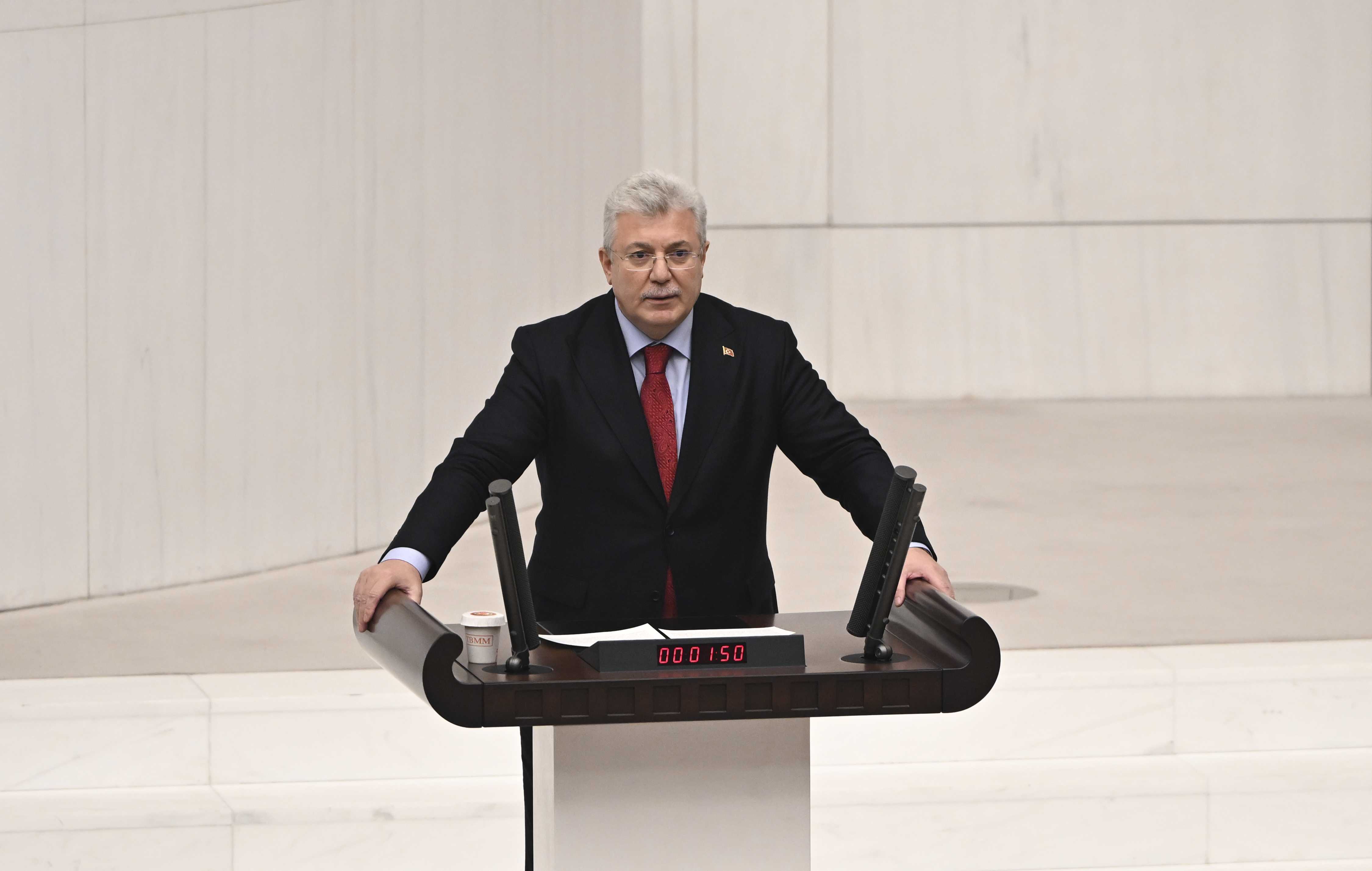 AK Parti'den Asgari Ücret ve Emekli Düzenlemesi Açıklaması 1 AA 20231128 33048074 33048073 TBMM GENEL KURULU