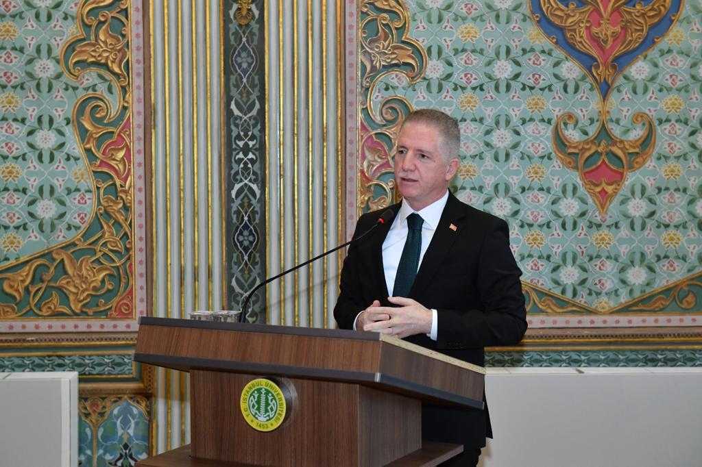 İstanbul Valisi Davut Gül: "Ekmek Fiyatlarına Keyfi Artış Kabul Edilemez" 1 AA 20231129 33058010 33058003 BIZIM DUNYAMIZ VAKFI IKLIM LIDERLERI ODULLERI SAHIPLERINI BULDU