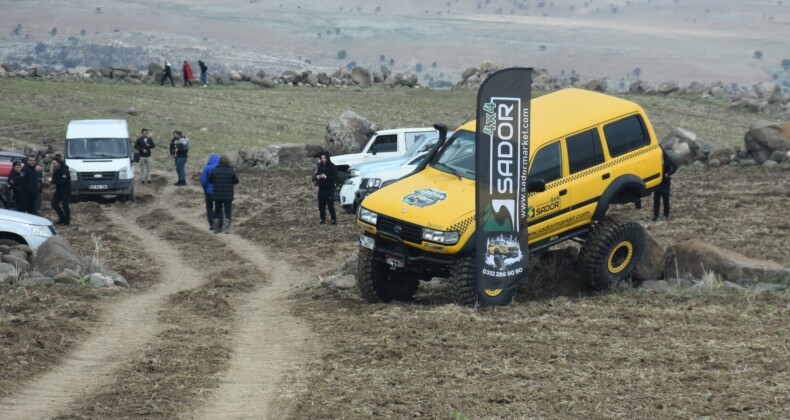 Giresun Çotanak Off-Road Ekibi, Cehennem Deresi’nde Kamp Kurdu