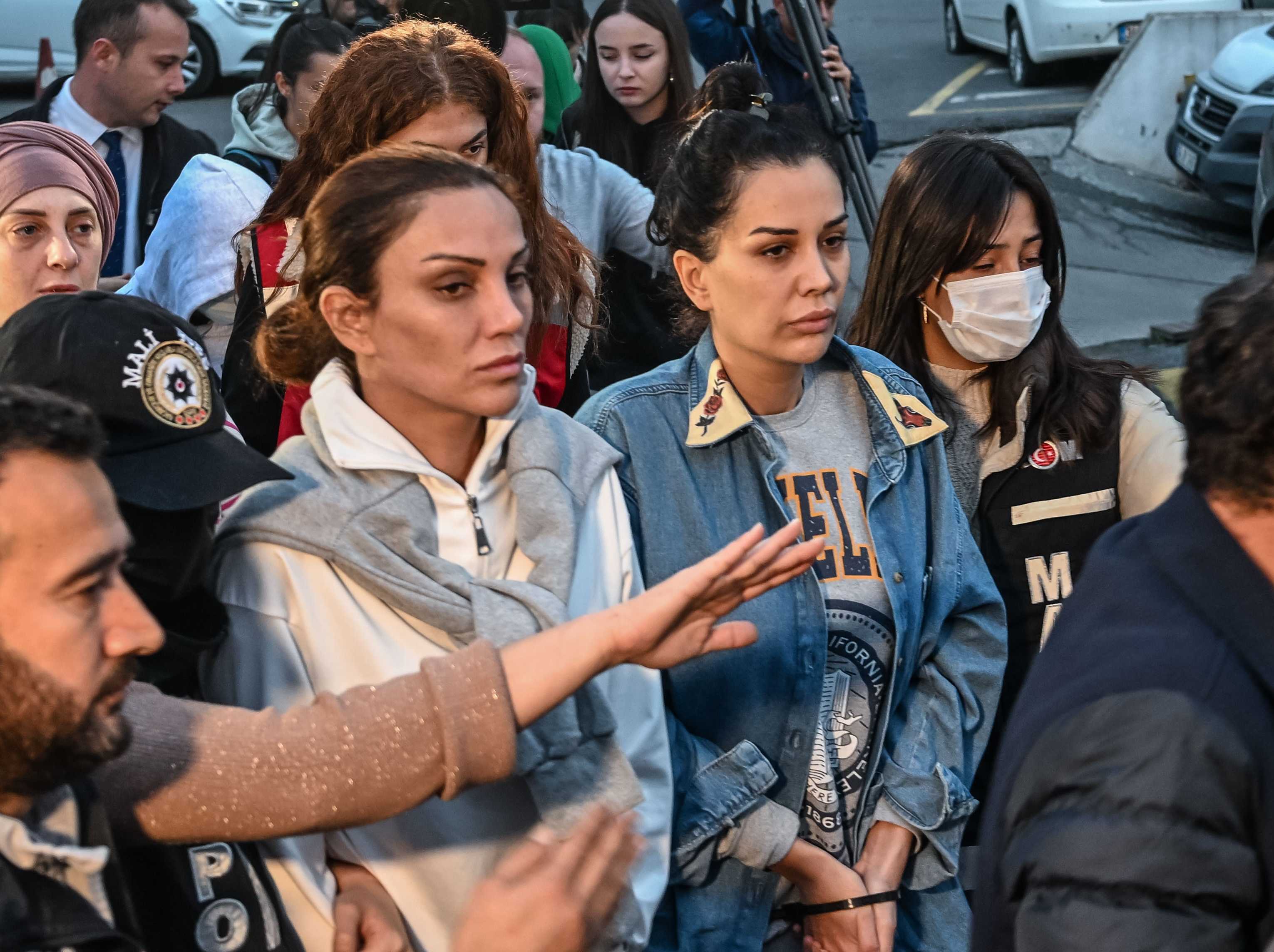 Polat Ailesinin Milyonluk Araçları Yedieminin Elinde 1 DILAN POLAT VE ENGIN POLAT SORUSTURMASINDA 18 SUPHELI ADLIYEYE SEVK EDILDI5 1