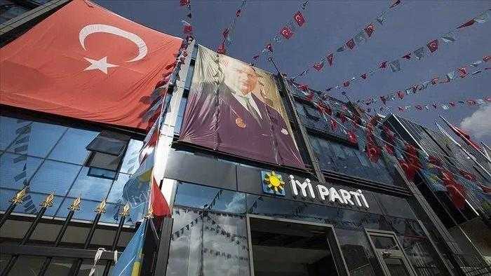 'Akçeli İşleri Araştıralım' Önerisi Meral Akşener'i Çileden Çıkardı! 2 akceli isleri arastiralim onerisi meral akseneri cileden cikardi 2 1jDha4qS