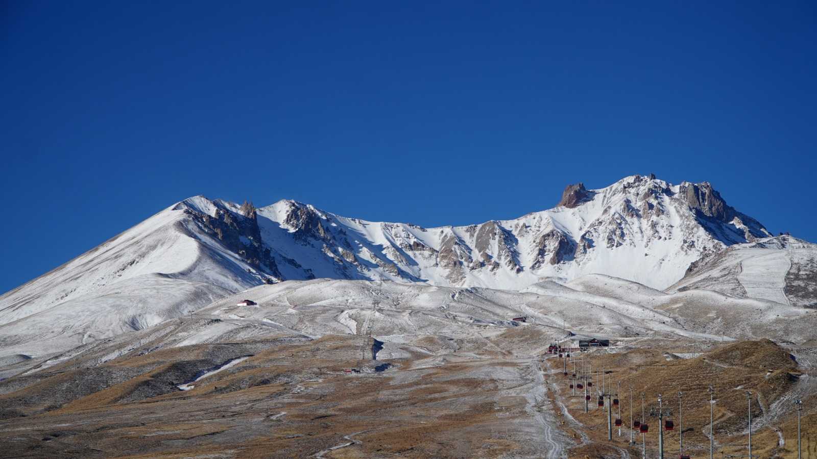 Erciyes Dağı'nda Kar Sürprizi 3 erciyes dagina kar yagdi 2