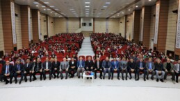 Erzincan Valiliği’nden Öğrencilere Geri Ödemesiz Burs Desteği