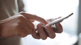 Gençlere Vergisiz Telefon: Uygulama Bugün Başladı!