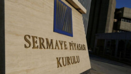 SPK’dan 2 Kişiye Borsalarda Geçici İşlem Yasağı
