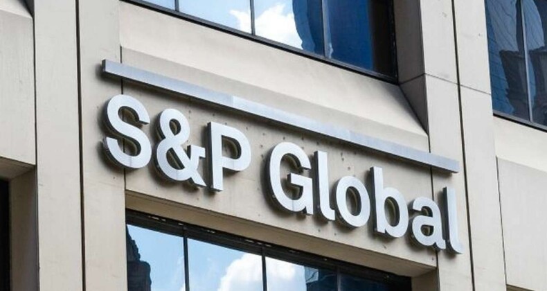 S&P Fransa’nın Kredi Notunu “Negatif” Olarak Tuttu