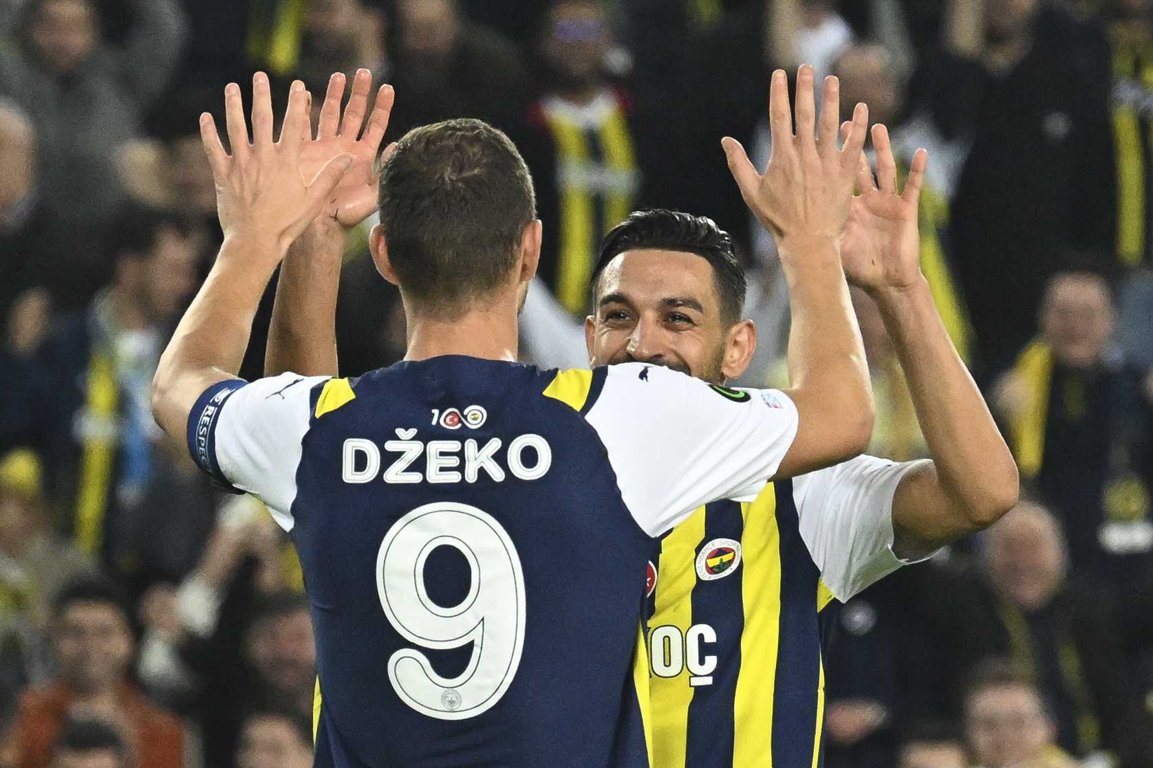 Derbide Golcülerin Kapışması: Dzeko ve Icardi Sahne Alıyor 2 AA 20231214 33186473 33186470 FENERBAHCE SPARTAK TRNAVA